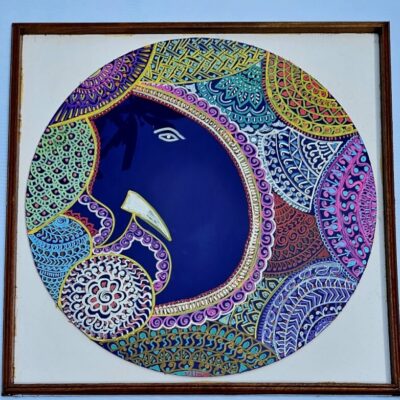 FANTASIA Singa Rangoli abstract Finger painting with acrylic paint markers on acrylic sheet 60cm dia